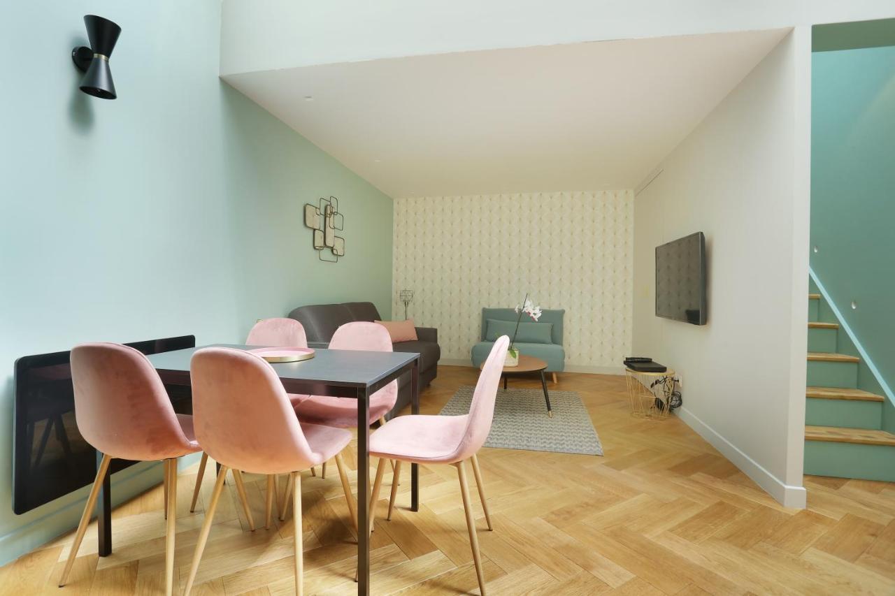 Center Of By Prestige Apartment *